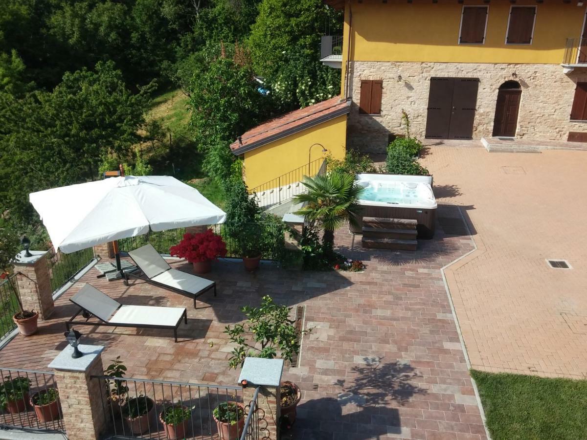 Bed and Breakfast Il Ghiro Dormiglione Cocconato Exterior foto